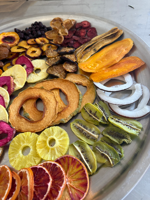پک میوه خشک دلبر( به همرا لواشک و آلبالو)